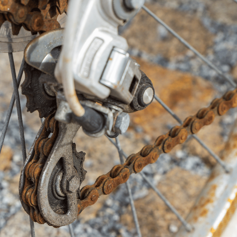 Fahrradkette von Rost befreien und vorbeugen (Anleitung)